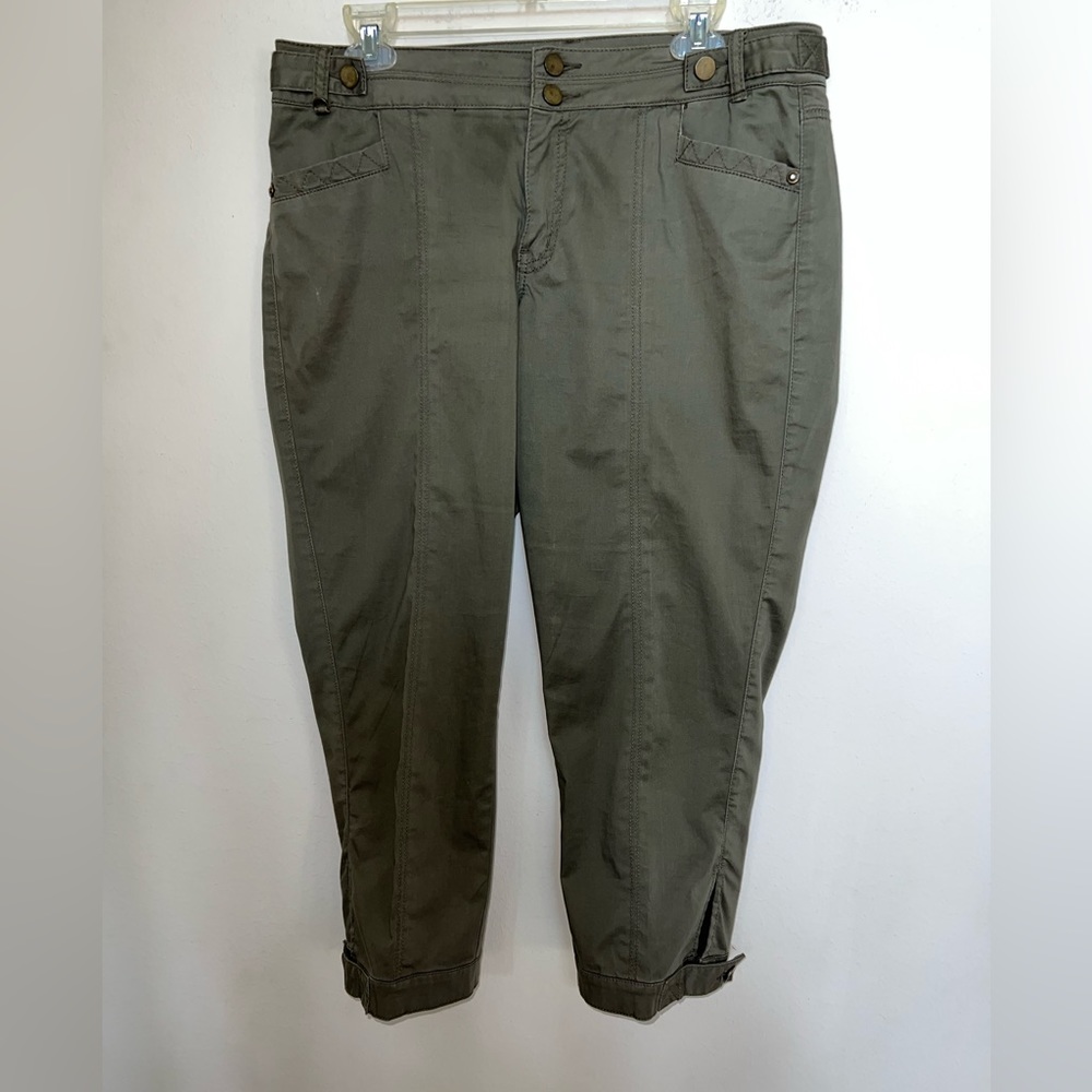 Cache Cotton Cargo Capri Pants 8 Olive Green